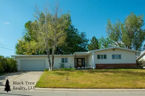 1115 Beaumont Dr, Casper, WY 82601