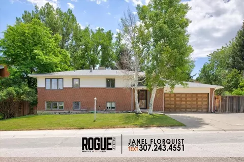 2061 W 40th, Casper, WY 82601