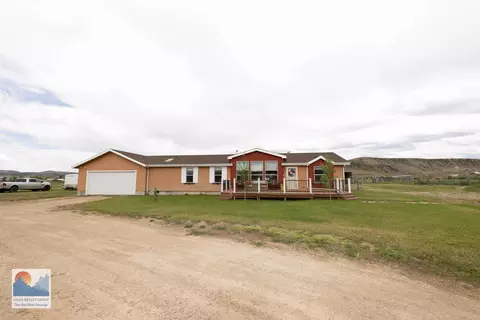 98 Mustang Dr, Evanston, WY 82930