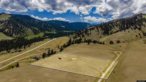 72 Old Antlers Way, Buffalo, WY 82834