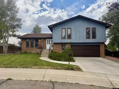 214 Pierce Way, Rock Springs, WY 82901