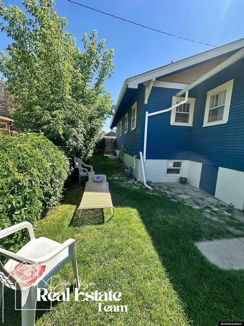 Exterior - 1018 E 5th St, Casper, WY 82601 photo 2 of 3