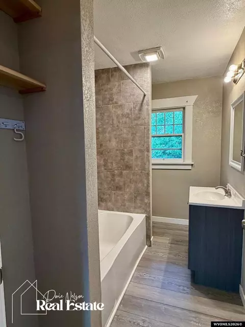 Bath - 1018 E 5th St, Casper, WY 82601 photo 3 of 3