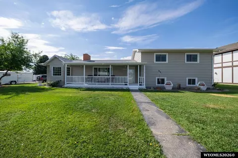 1834 Circle Rd, Worland, WY 82401