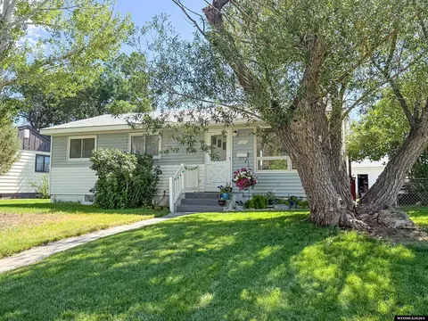521 N 16th E, Riverton, WY 82501