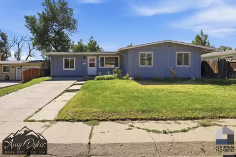 2925 Saratoga Rd, Casper, WY 82604