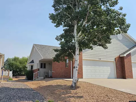 110 Lupine Dr, Torrington, WY 82240