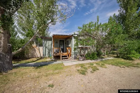 930 N 8th St, Basin, WY 82410