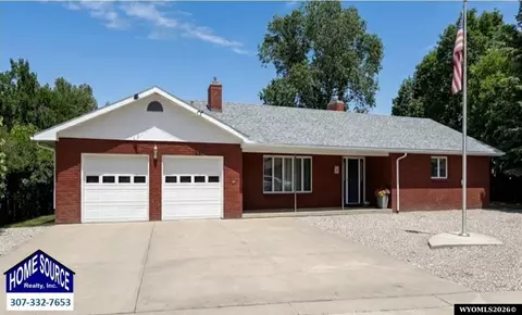 340 Shoshone St, Lander, WY 82520