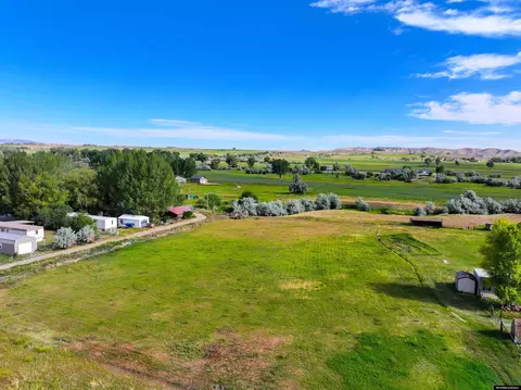 000 Johnson St, Lander, WY 82520 photo 3
