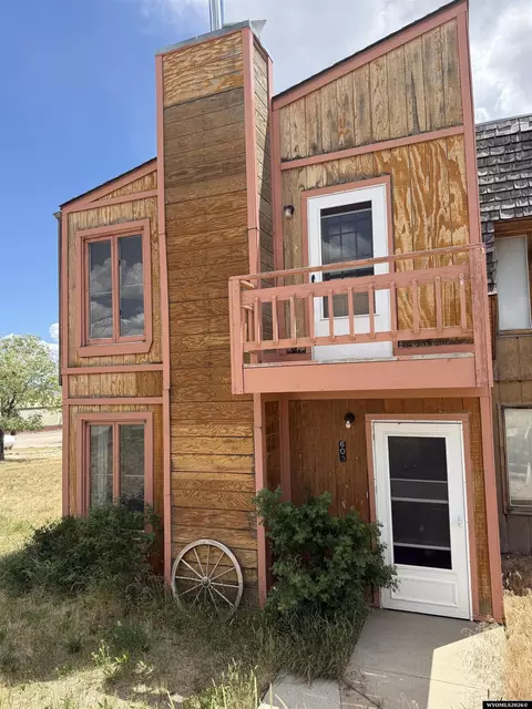 609 Freeman Ave, Encampment, WY 82325