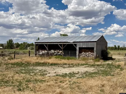 Exterior - 120 E Highway 70, Baggs, WY 82321 photo 7 of 11