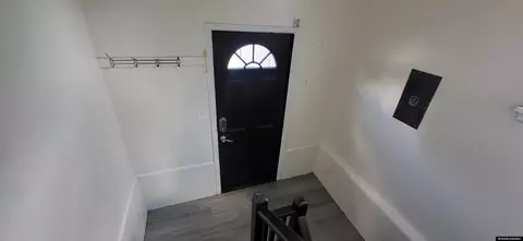 Entry Way - 222 E Maple St, Rawlins, WY 82301 photo 2 of 2