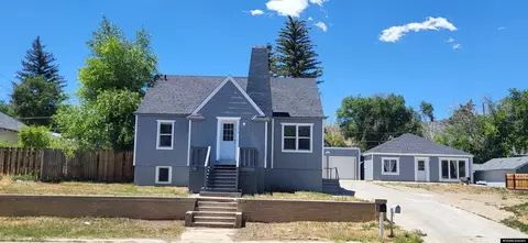 1018 7th St, Rawlins, WY 82301