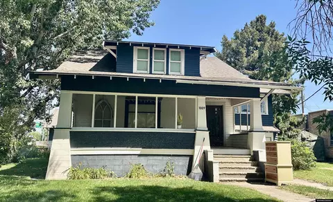 1009 Coburn Ave, Worland, WY 82401