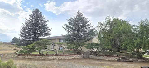 1400 Broadway, Thermopolis, WY 82443