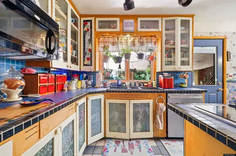Kitchen - 215 E 12th St, Casper, WY 82601 photo 4 of 5