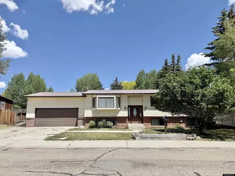 1305 5th West Ct, Kemmerer, WY 83101