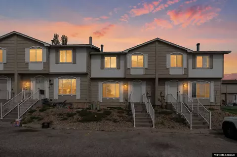 27 Incline Dr, Evanston, WY 82930