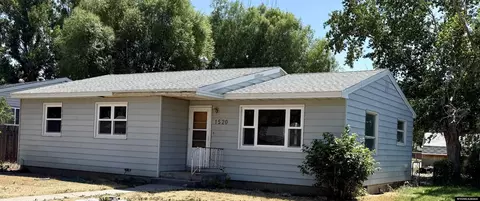 1520 Culbertson St, Worland, WY 82401