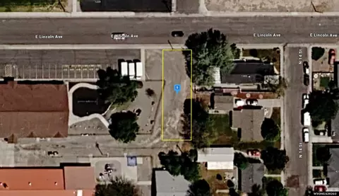 1207 E Lincoln Ave, Riverton, WY 82501