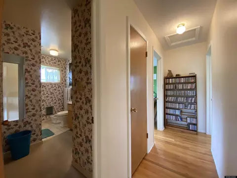 Entry Way - 5 Boulder Loop, Lander, WY 82520 photo 2 of 3