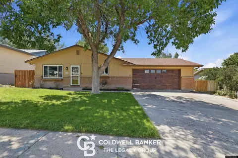 368 Indian Paintbrush St, Casper, WY 82604