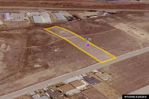 538 Emigrant Dr, Glenrock, WY 82637
