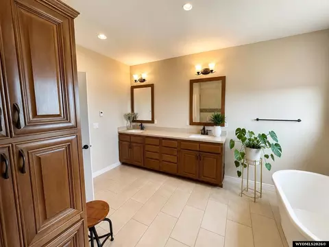 Bath - 4675 Road 37, Yoder, WY 82244 photo 3 of 4