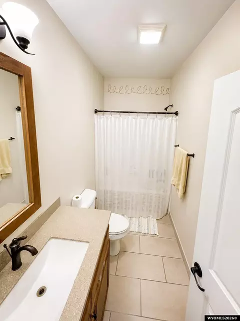 Bath - 4675 Road 37, Yoder, WY 82244 photo 4 of 4