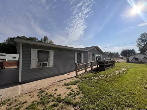 111 Big Horn Ave, Lovell, WY 82431