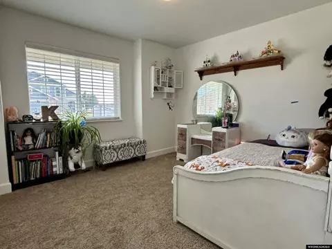 Bedroom - 964 Eagle Dr, Douglas, WY 82633 photo 6 of 9