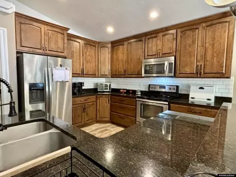 Kitchen - 964 Eagle Dr, Douglas, WY 82633 photo 3 of 4