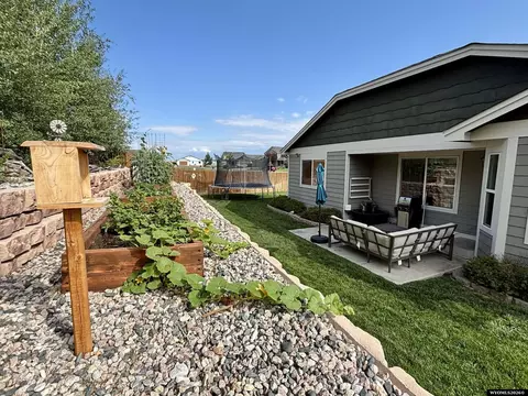 Exterior - 964 Eagle Dr, Douglas, WY 82633 photo 7 of 11