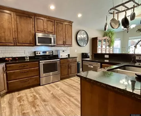 Kitchen - 964 Eagle Dr, Douglas, WY 82633 photo 4 of 4