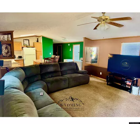 31 Yucca Lot Apt 16 Cir, Casper, WY 82604 photo 3