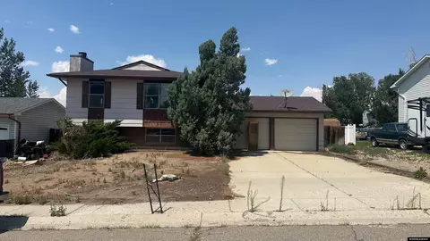 1021 Oak Way, Rock Springs, WY 82901