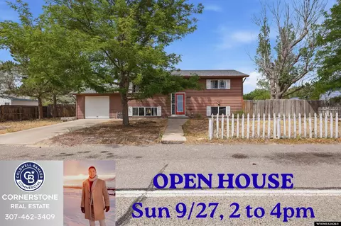 1960 Prairie Ln, Bar Nunn, WY 82601