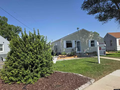 132 Bellview Dr, Rock Springs, WY 82901