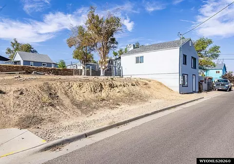 1316 Thorpe St, Rock Springs, WY 82901