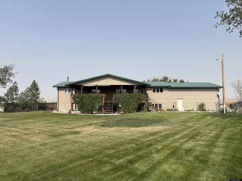 11 Terry Ln, Shoshoni, WY 82649