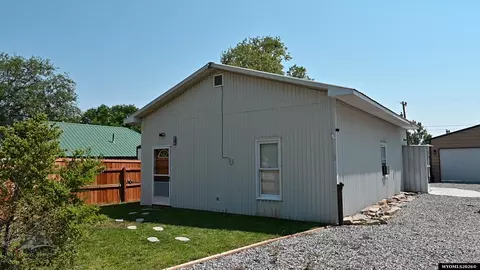 919 E Adams Ave, Riverton, WY 82501