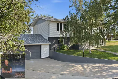 615 W Fir, Glenrock, WY 82637