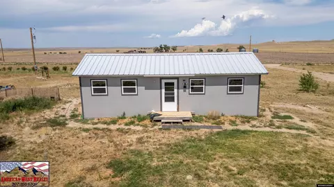 2000 Prairie View Rd, Glendo, WY 82213