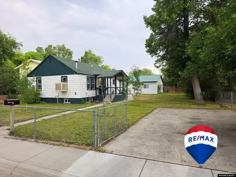 205 E Bell Ave, Riverton, WY 82501
