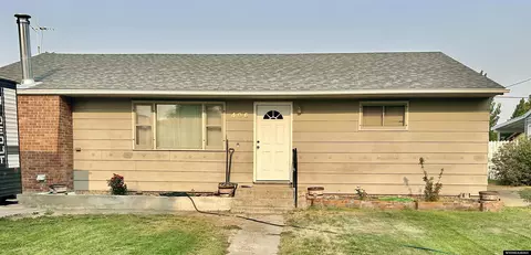 406 East Ln, Worland, WY 82401