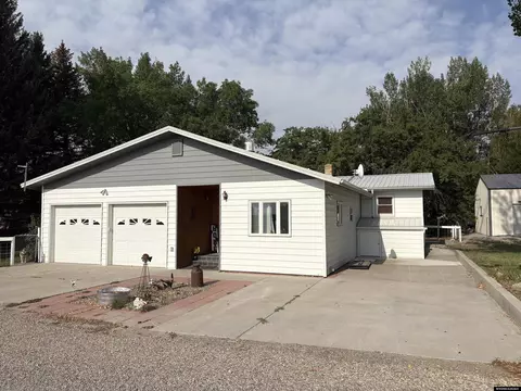 3 Quartz Rd, Riverton, WY 82501