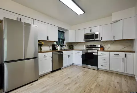Kitchen - 720 E 19th St, Casper, WY 82601 photo 5 of 6