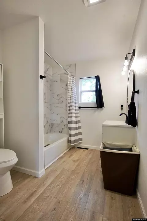 Bath - 720 E 19th St, Casper, WY 82601 photo 1 of 5