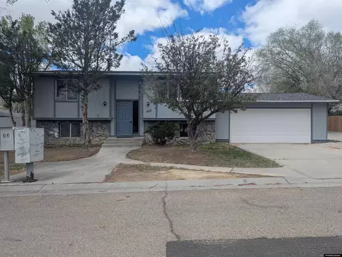 602 Midway St, Rock Springs, WY 82901
